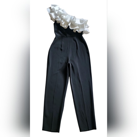 Ieena Mac Duggal 49851 One Shoulder Ruffle Neckline Cropped Jumpsuit Size 2 - Picture 1 of 10